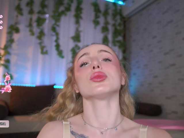 babyyyluna live cam on BongaCams