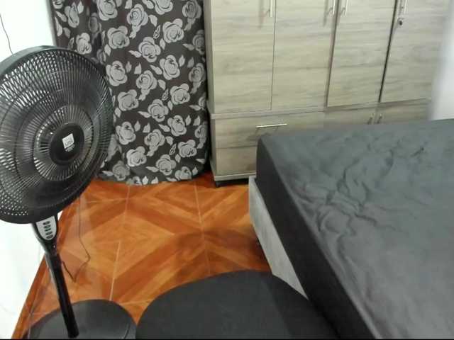 camila-sexxx live webcam show