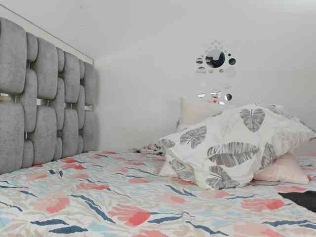 camila-sexxx webcam