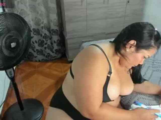 camila-sexxx webcam