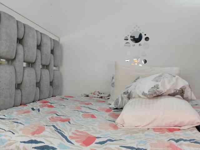 camila-sexxx webcam