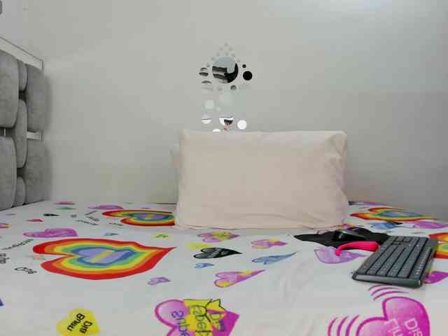camila-sexxx webcam