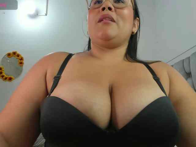 camila-sexxx camila-sexxx
