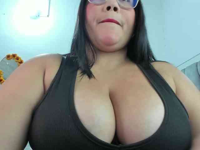 camila-sexxx webcam