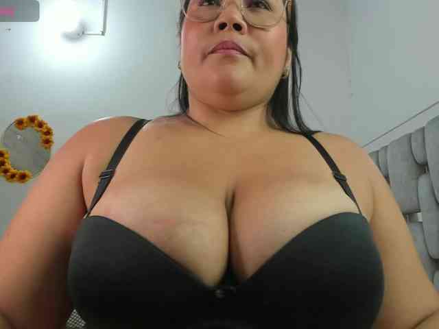 camila-sexxx camila-sexxx
