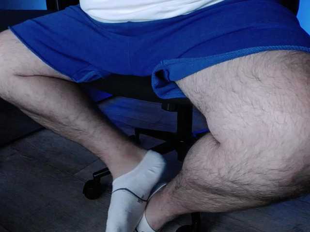DravenPeak — live male cam