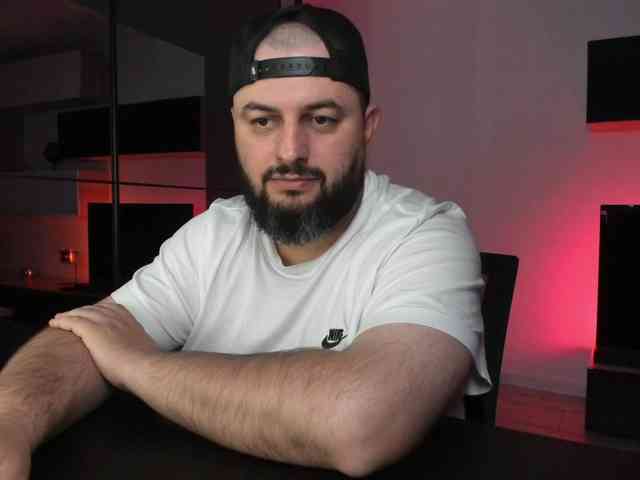 DravenPeak Live Webcam on BongaCams
