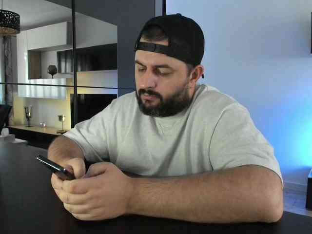 DravenPeak Live Webcam on BongaCams