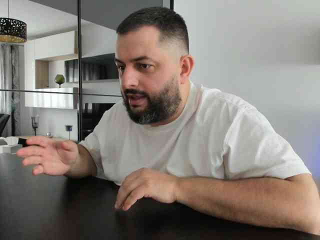 DravenPeak Live Webcam on BongaCams