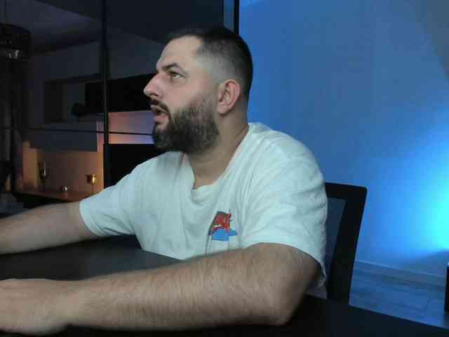 DravenPeak Live Webcam on BongaCams