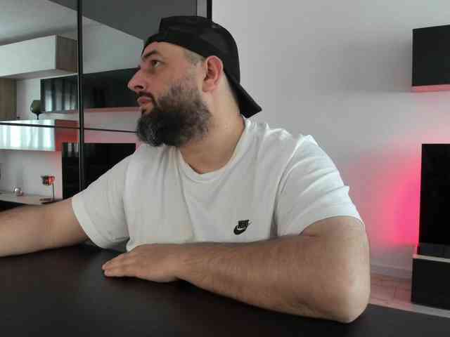 DravenPeak Live Webcam on BongaCams