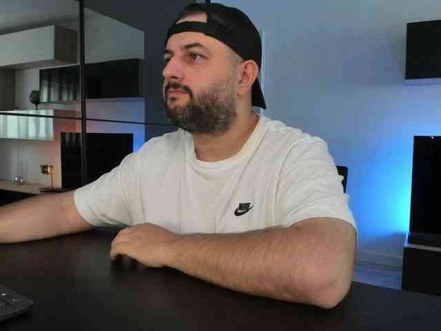 DravenPeak Sex Cam Show