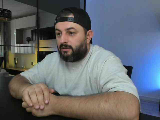 DravenPeak Live Webcam on BongaCams