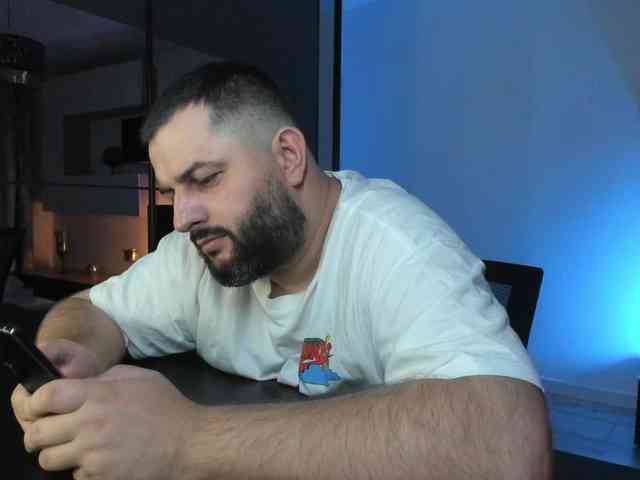 DravenPeak Live Webcam on BongaCams