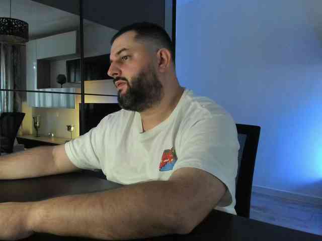 DravenPeak Live Webcam on BongaCams