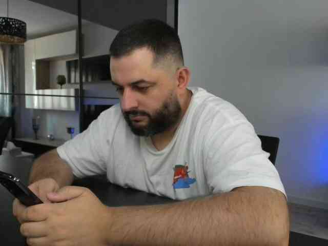 DravenPeak Live Webcam on BongaCams