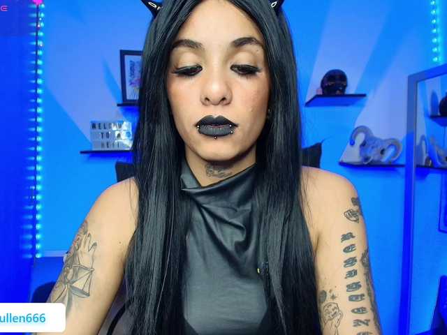 luciferdevil1 live cam on BongaCams