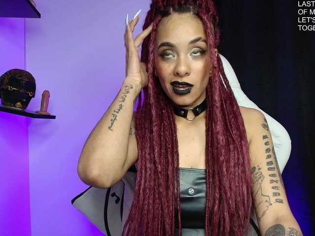 luciferdevil1 live cam on BongaCams