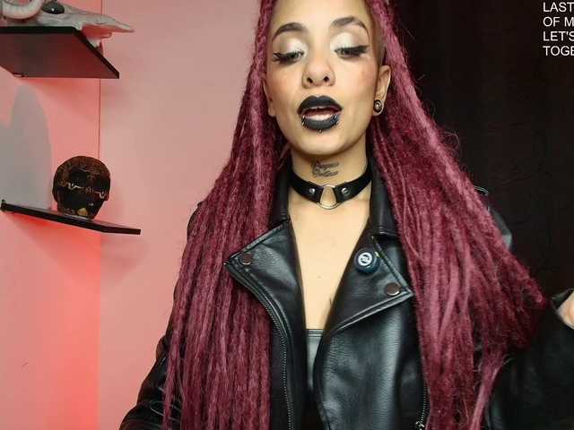 luciferdevil1 live cam on BongaCams