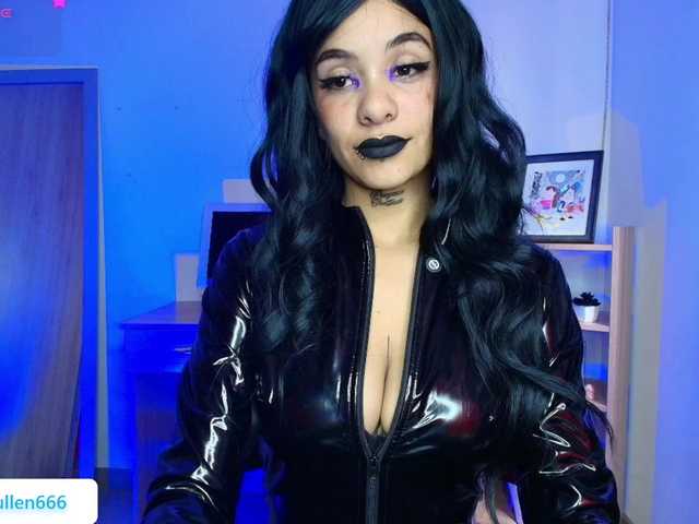 luciferdevil1 live cam on BongaCams