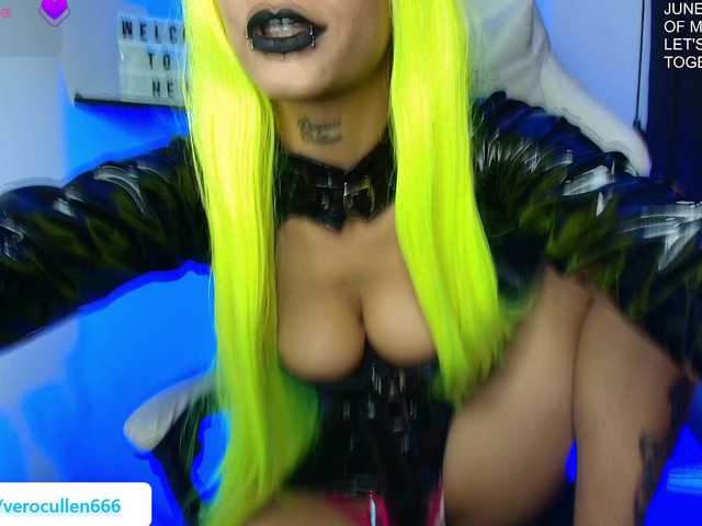 luciferdevil1 live cam on BongaCams