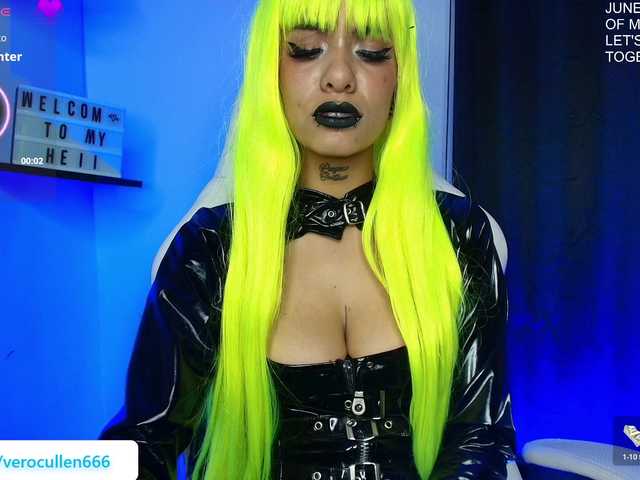 luciferdevil1 live cam on BongaCams