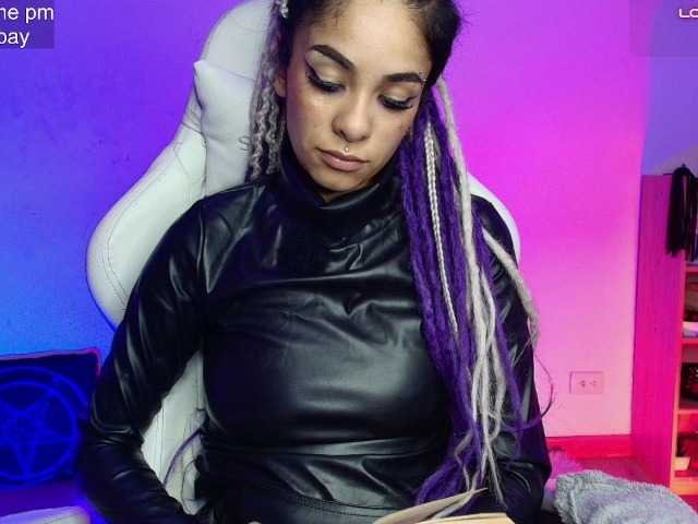 luciferdevil1 live cam on BongaCams