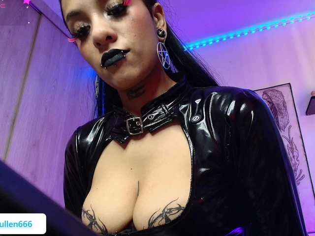 luciferdevil1 live cam on BongaCams