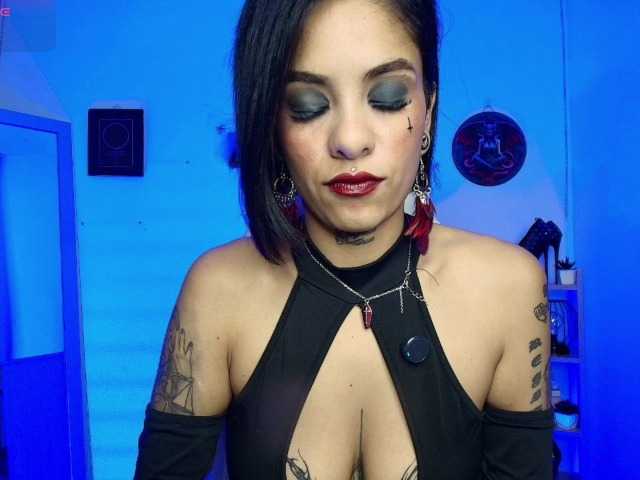 luciferdevil1 live cam preview
