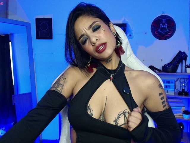 luciferdevil1 live cam preview