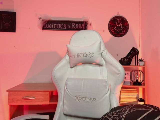 luciferdevil1 live cam preview