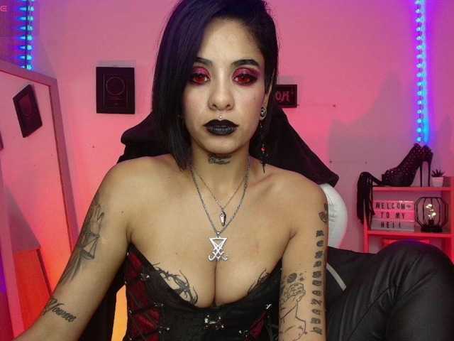 luciferdevil1 live cam on BongaCams