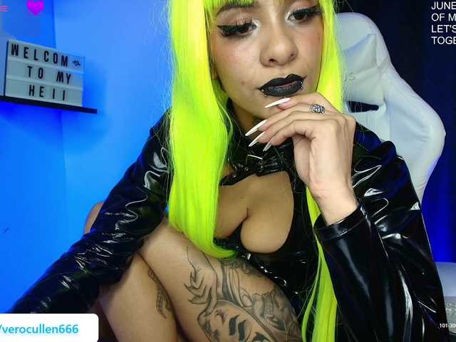 luciferdevil1 live cam on BongaCams