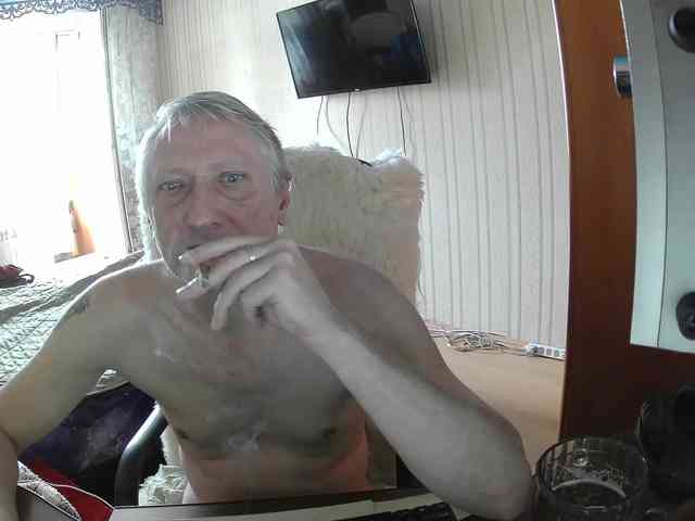 -oleg-210