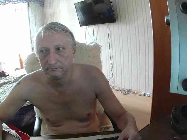 -oleg-210