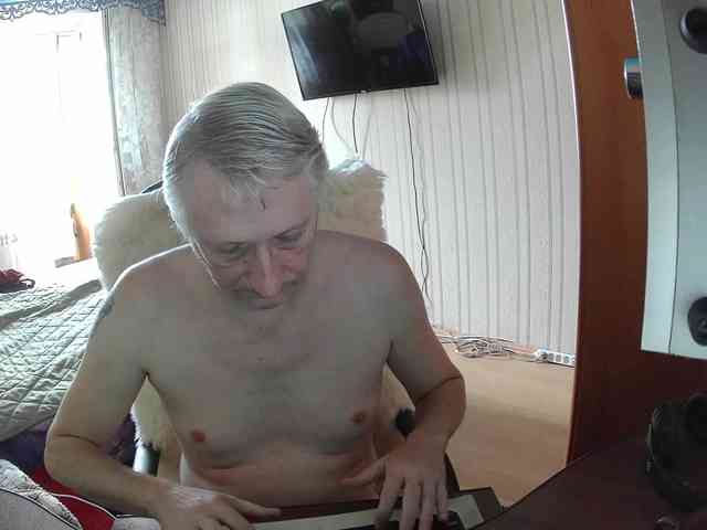 -oleg-210