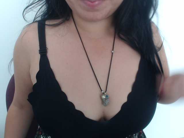venus99 live cam on BongaCams