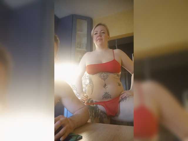 Oksana494 live cam on BongaCams