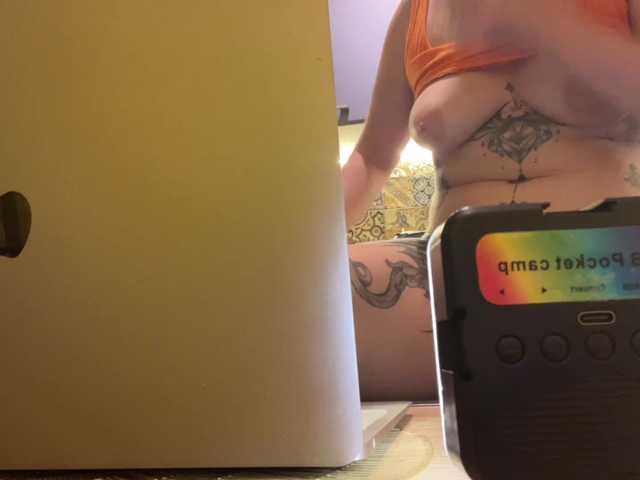Oksana494 live cam on BongaCams