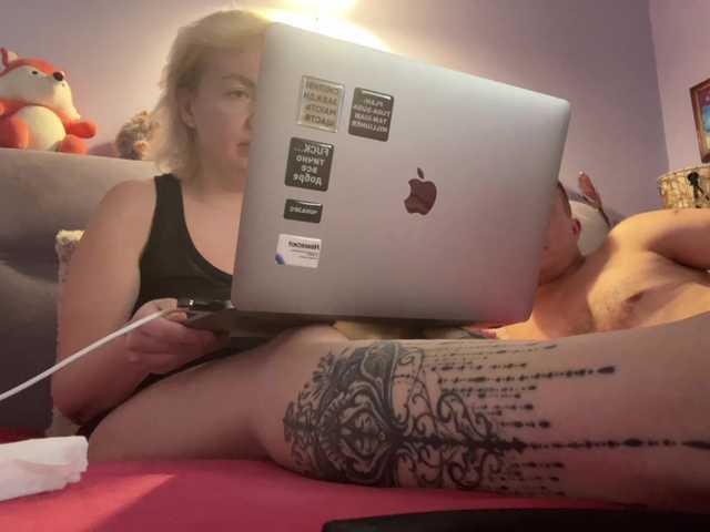 Oksana494 live cam on BongaCams