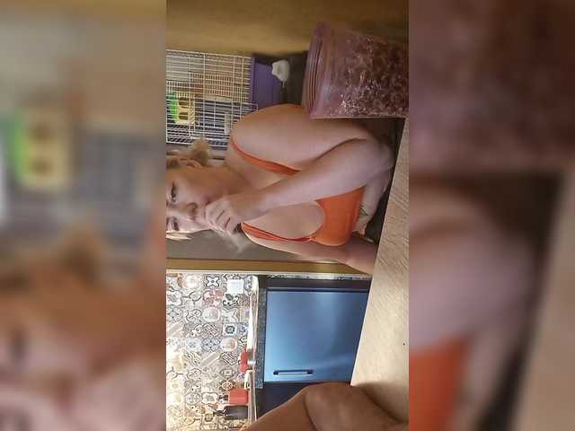 Oksana494 live cam on BongaCams