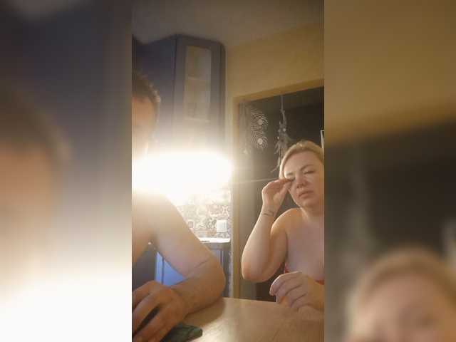 Oksana494 live cam on BongaCams