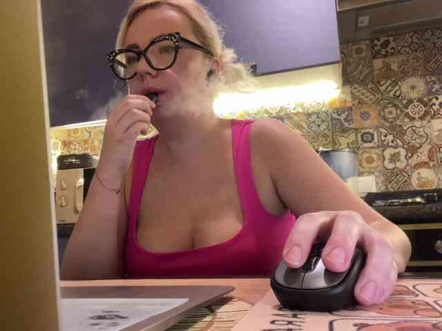 Oksana494 webcam