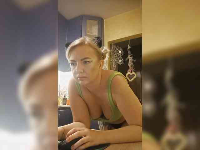 Oksana494 webcam