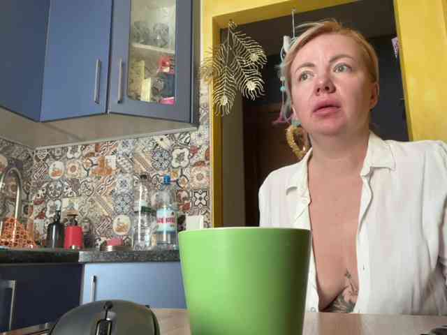 Oksana494 webcam