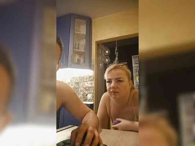 Oksana494 webcam