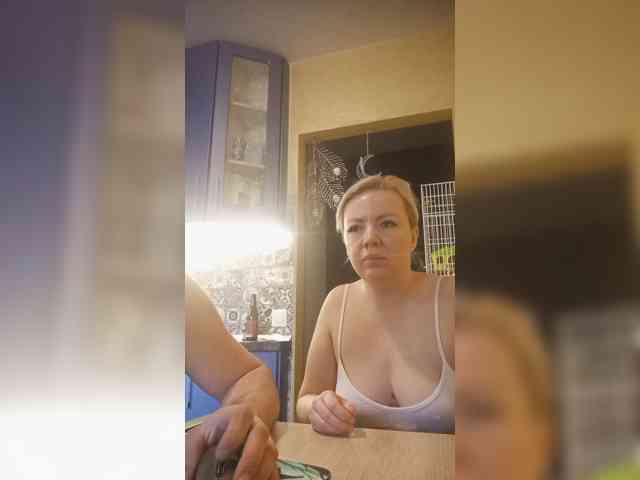 Oksana494 webcam