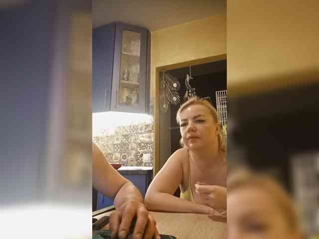 Oksana494 webcam