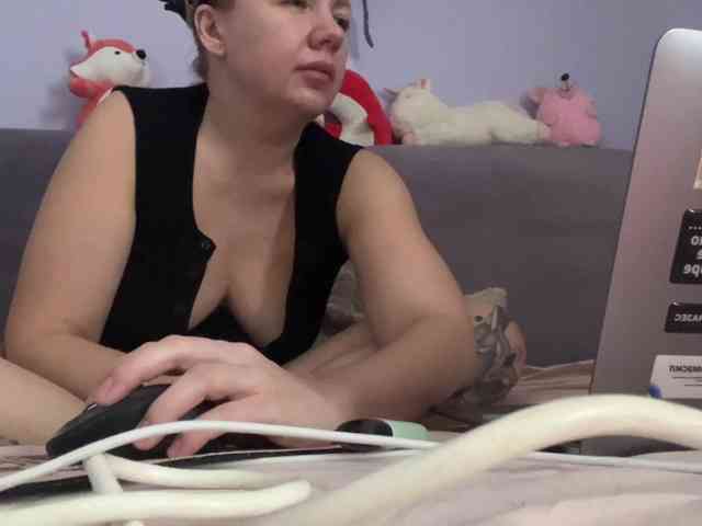 Oksana494 webcam