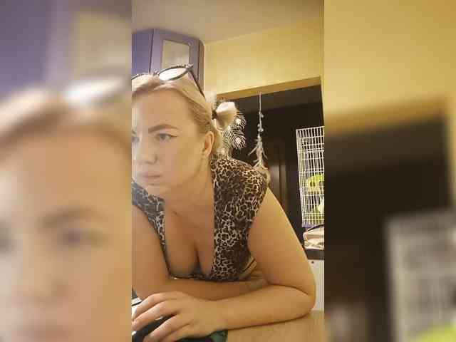 Oksana494 webcam